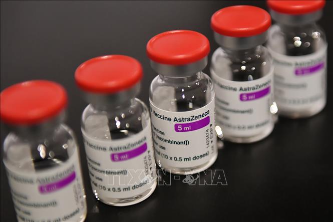 Vaccine COVID-19 của hãng dược AstraZeneca.