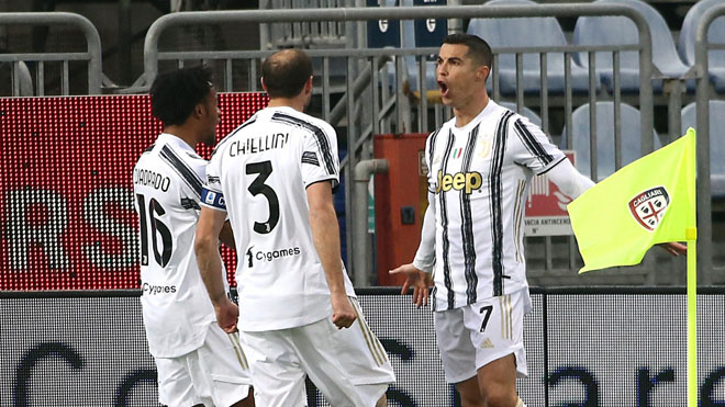 Ronaldo lập hat-trick chỉ trong hơn 20 phút đem về chiến thắng quan trọng cho Juventus.