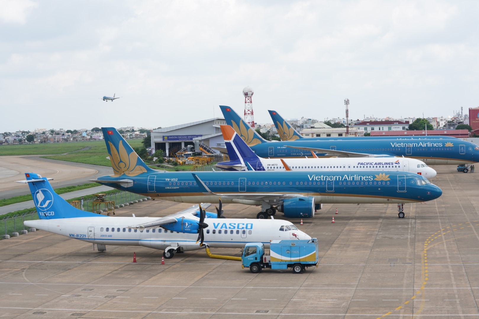 Vietnam Airlines Group cung ứng gần 500.000 chỗ phục vụ hành khách dịp 30-4 và 1-5.