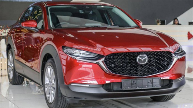 Mazda CX-30 2022 bổ sung thêm hai phiên bản Ignite Edition mới với một số tinh chỉnh ngoại thất và nâng cấp trang bị.