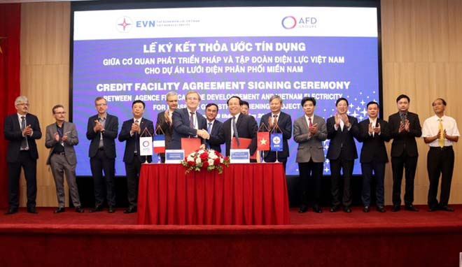 EVN và AFD ký kết khoản vay 80 triệu Euro cho dự án lưới điện phân phối miền Nam.