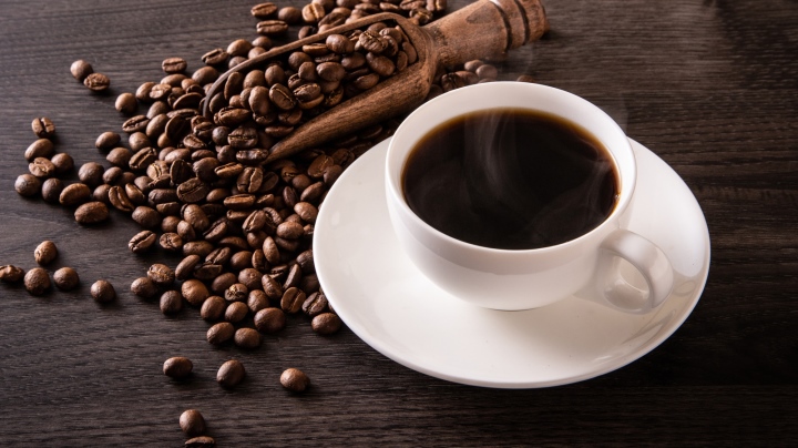 7 sai lầm cần tránh khi uống cà phê nếu không muốn sức khỏe bị tàn phá, trong đó có việc không nên uống quá 3 tách cà phê mỗi ngày