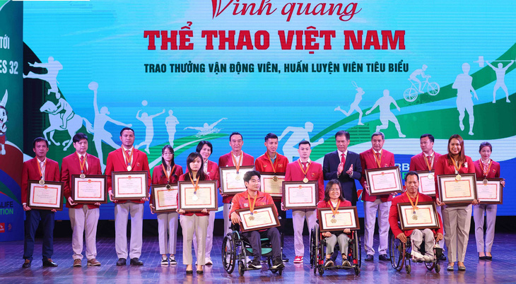 Các VĐV, HLV tiêu biểu của thể thao Việt Nam năm 2022 được vinh danh sáng 19-3