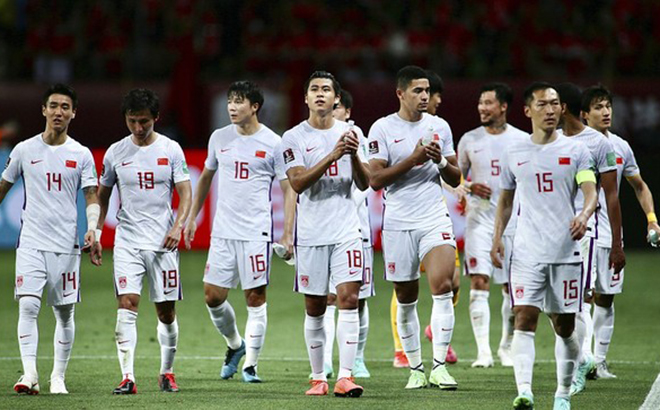 Bóng đá Trung Quốc nhận về liên tiếp những tin không vui
