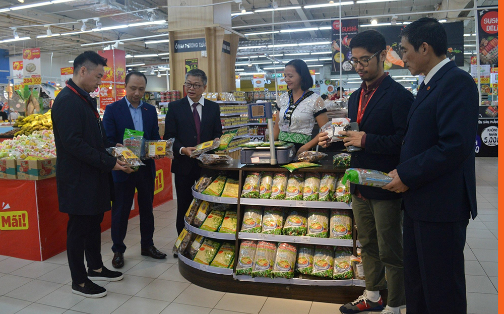 Nhiều sản phẩm nông nghiệp của Yên Bái có mặt tại các siêu thị lớn tại Hà Nội.