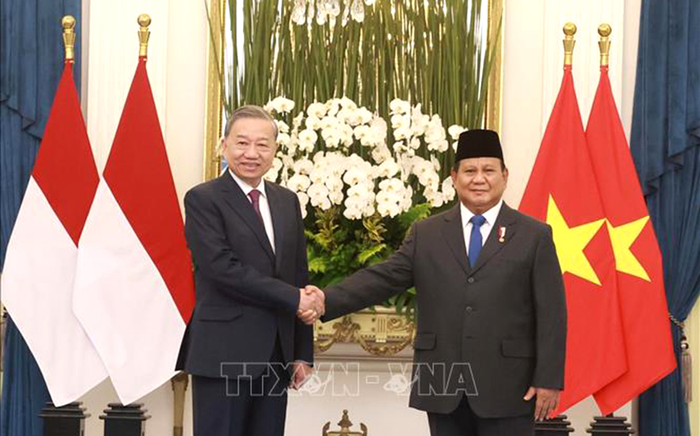 Tổng Bí thư Tô Lâm và Tổng thống Indonesia Prabowo Subianto.