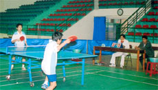 Thi đấu với sự cổ vũ của khán giả là... trọng tại Giải vô địch bóng bàn tỉnh Yên Bái năm 2007.
