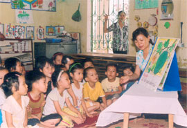 Giờ học của các cháu 5 tuổi Trường mầm non Hoa Phượng Đỏ (TP Yên Bái) (Ảnh: Quỳnh Nga)

