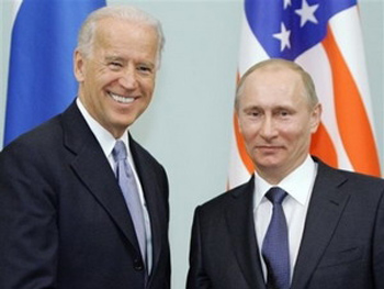 Phó Tổng thống Mỹ Joe Biden và Thủ tướng Nga Vladimir Putin