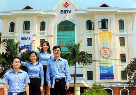 Thế hệ cán bộ trẻ của BIDV Yên Bái hôm nay.