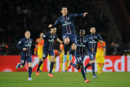 Tiền đạo Zlatan Ibrahimovic vui mừng sau khi ghi bàn thắng quân bình tỷ số 1 - 1 cho P.S.G.