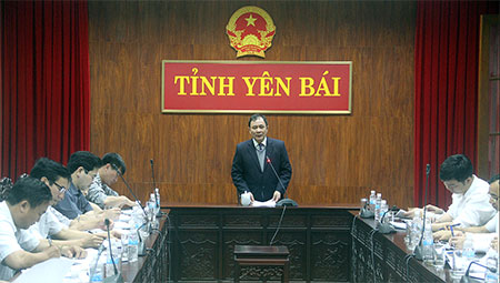 Chủ tịch UBND tỉnh Phạm Duy Cường phát biểu kết luận buổi làm việc.