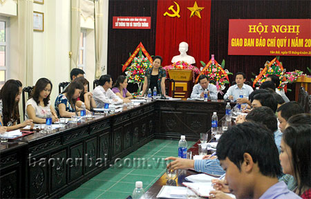 Đồng chí Ngô Thị Chinh phát biểu kết luận tại hội nghị.