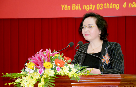 Đồng chí Phạm Thị Thanh Trà - Ủy viên Ban Chấp hành Trung ương Đảng, Bí thư Tỉnh ủy phát biểu bế mạc Hội nghị.