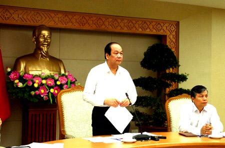 Bộ trưởng, Chủ nhiệm Văn phòng Chính phủ Mai Tiến Dũng phát biểu ý kiến kết luận buổi làm việc