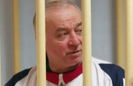 Cựu điệp viên Nga Sergei Skripal khi bị xét xử ở Nga năm 2006.