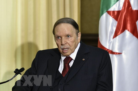 Tổng thống Algeria Abdelaziz Bouteflika tại một sự kiện ở Zeralda ngày 10/4/2016.