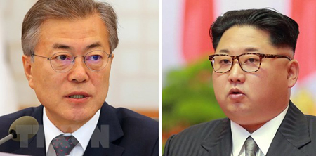 Tổng thống Hàn Quốc Moon Jae-in (ảnh trái) và nhà lãnh đạo Triều Tiên Kim Jong-un (ảnh phải).