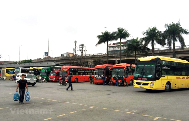 Các bến xe Hà Nội đều lên kế hoạch tăng cường phương tiện để vận chuyển hành khách trong dịp nghỉ lễ sắp tới.