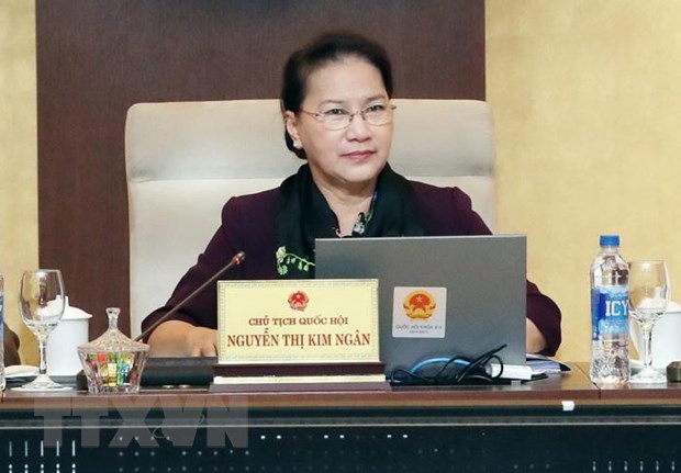 Chủ tịch Quốc hội Nguyễn Thị Kim Ngân điều hành bế mạc Phiên họp thứ 33 của Ủy ban Thường vụ Quốc hội.