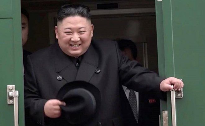 Chủ tịch Triều Tiên Kim Jong-un kết thúc thăm Nga, lên tàu rời Vladivostok
