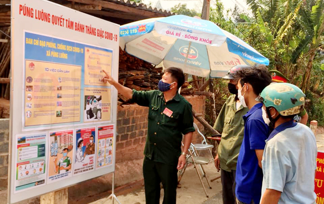 Công tác tuyên truyền phòng, chống dịch COVID-19 cho người dân luôn được xã Púng Luông, Mù Cang Chải đặc biệt chú trọng.