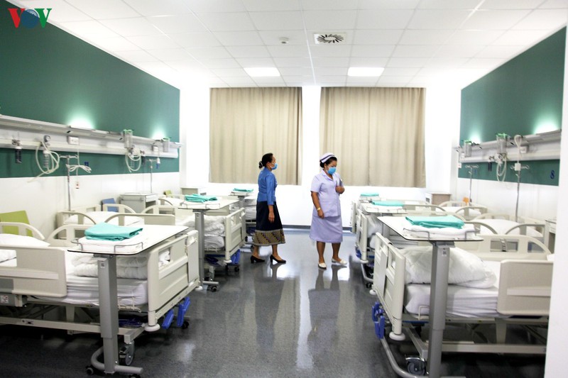Phòng bệnh được trang bị đầy đủ chuẩn bị đón bệnh nhân Covid-19 ở Bệnh viện Mittaphap.