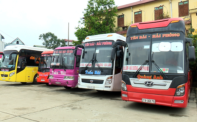 Không thực hiện vận chuyển hành khách liên tỉnh, trừ trường hợp vì lý do công vụ trong nhóm các địa phương nguy cơ cao và nguy cơ trung bình. (Ảnh minh họa)