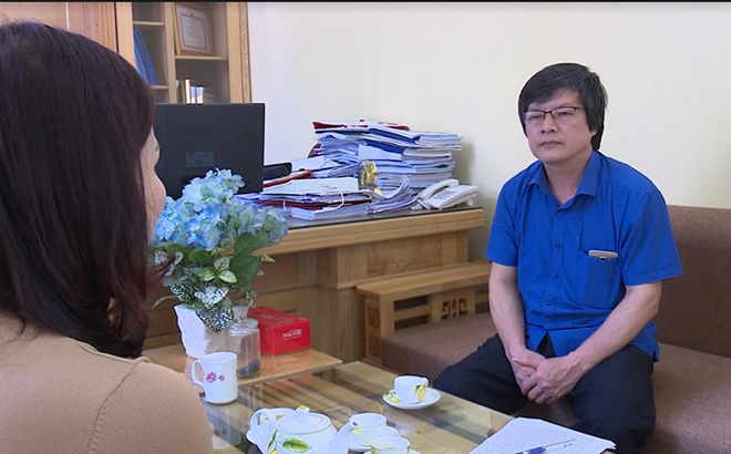 Phó Giám đốc Sở Công Thương Phạm Trung Lân trả lời phỏng vấn của phóng viên Báo Yên Bái.