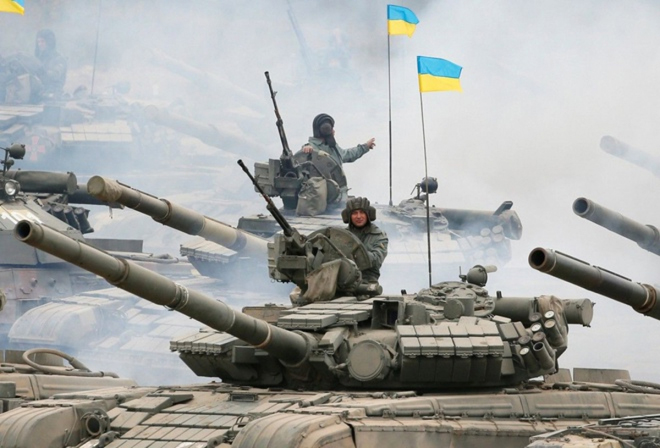 Ukraine cũng triển khai nhiều lực lượng gần Donbass.