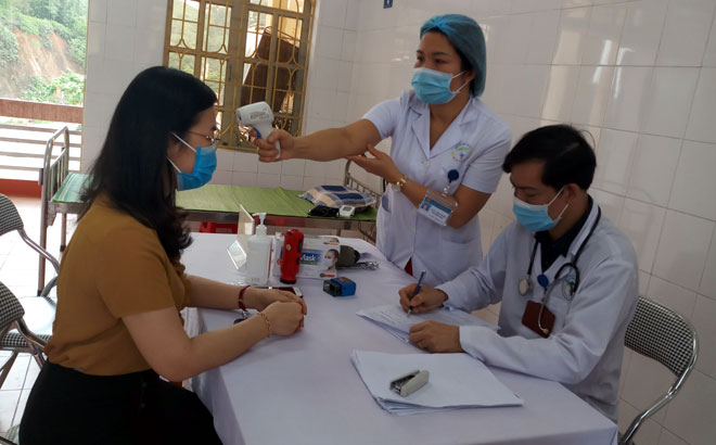 Đến ngày 27/4, tỉnh Yên Bái có 1.426 người được tiêm vắc xin phòng Covid-19.