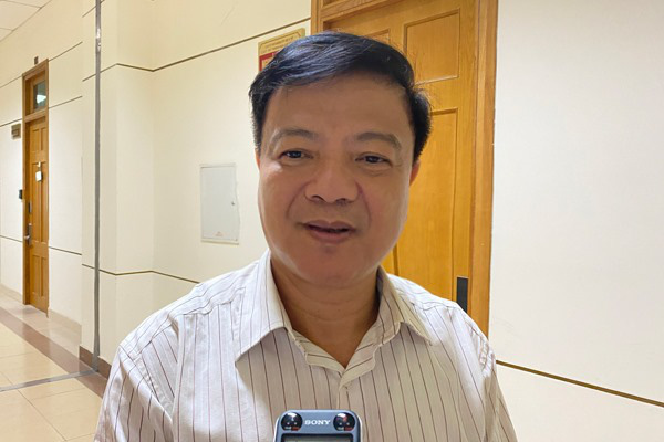 GS.TS Nguyễn Văn Kính cho biết Việt Nam đang giải trình tự gene các ca bệnh chuyên gia Ấn Độ