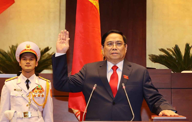 Prime Minister Pham Minh Chinh takes oath of office