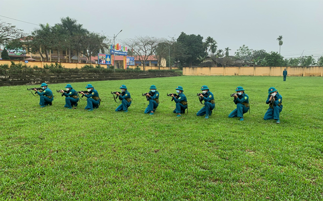 Huấn luyện dân quân, tự vệ huyện Trấn Yên năm 2022.