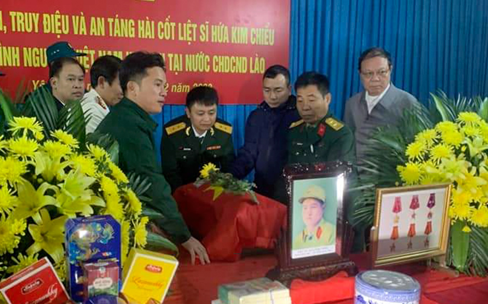 Lễ truy điệu liệt sĩ Hứa Kim Chiểu diễn ra ngày 20/12/2024 tại UBND xã Xuân Long, huyện Yên Bình.