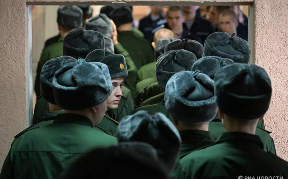 Nga bắt đầu áp dụng sắc lệnh nghĩa vụ quân sự mới từ ngày 1-4.