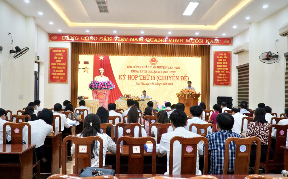 Quang cảnh Kỳ họp thứ 15, HĐND huyện Văn Yên