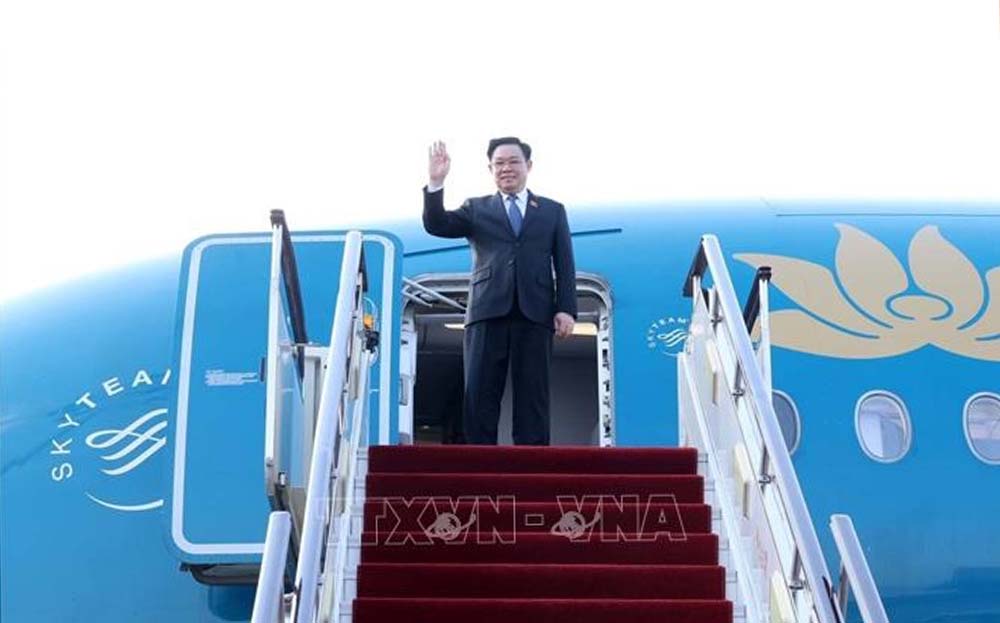 Chủ tịch Quốc hội Vương Đình Huệ lên đường về nước, kết thúc tốt đẹp chuyến thăm chính thức nước Cộng hòa Nhân dân Trung Hoa.