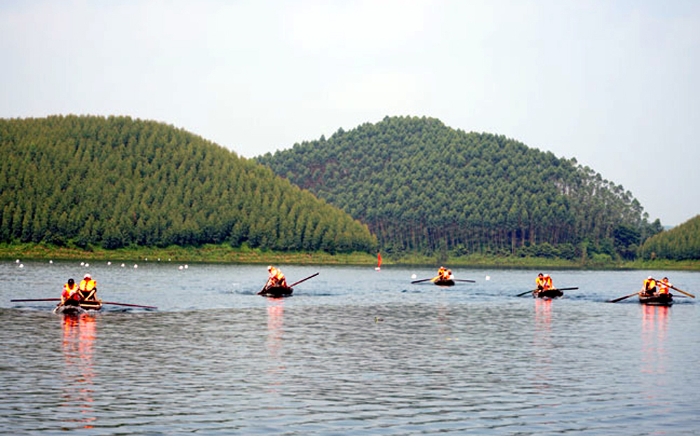 The 2025 “Echoes of Thac Ba Lake” Cultural and Sports Festival in Yen Binh District will feature a wide range of vibrant and captivating activities.