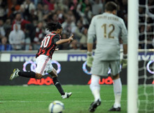 Ronaldinho ghi bàn trong trận derby della Madonnina gần nhất.