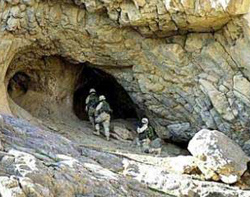 Binh sĩ Mỹ truy quét các phần tử khủng bố ở Afghanistan