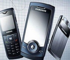 Sau khi được khách hàng dùng thử, chấp thuận, Samsung Việt Nam sẽ nhận đơn đặt hàng và sản xuất hàng loạt.