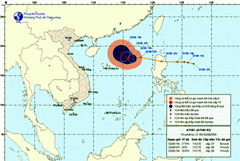 Bản đồ dự báo hướng đi ATNĐ - Ảnh: TT Dự báo khí tượng thủy văn T.Ư (phát lúc 21g30 ngày 2-8) 
