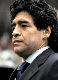 Maradona sẵn sàng đánh đổi tất cả để lấy một vé chính thức dự vòng chung kết World Cup cho Argentina.