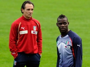 Prandelli chờ đợi Balotelli tỏa sáng.