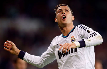 Ronaldo giành danh hiệu Vua phá lưới Champions League với 12 bàn thắng.
