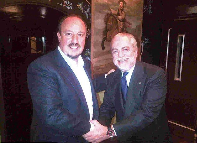 Benitez và De Laurentiis.