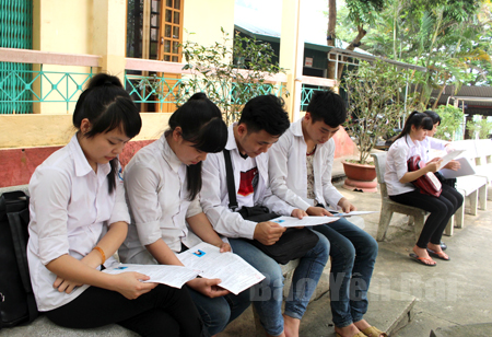 Học sinh Trường THPT Hồng Quang trong giờ tự học.