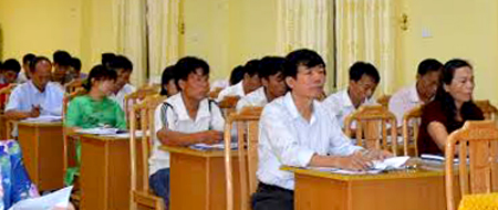 Các học viên dự lớp tập huấn.