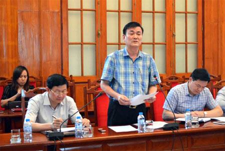 Đồng chí Nguyễn Chiến Thắng – Phó Chủ tịch UBND tỉnh phát biểu tại hội nghị.